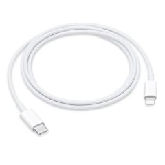 Apple iPhone 20 W güç adaptörü ve USB-C Lightning şarj kablosu